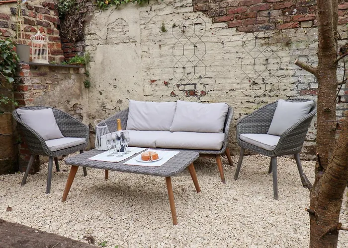 Semesterbostad Field View *